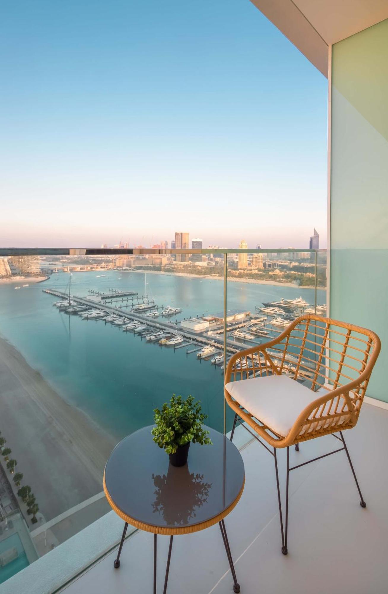 Silkhaus Palm View 1Bdr With Private Beach In Emaar Beachfront Dubai Exterior photo